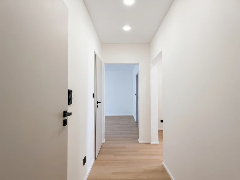 rekonstrukce-bytu-thermofix-pro-habr-bily-vinyl